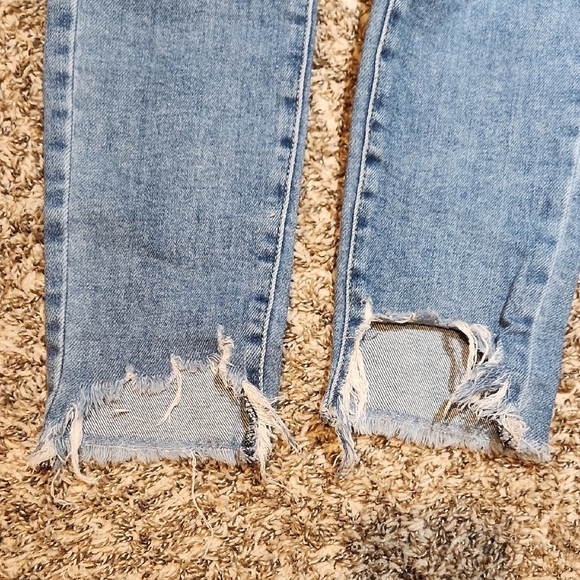 Women's Blue Distressed Jeans - Picture 4 of 5